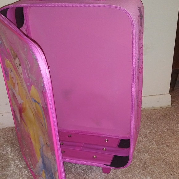 Disney Princess Rolling Suitcase Pink Carry-on Kid-friendly Luggage Excellent - Picture 8 of 12